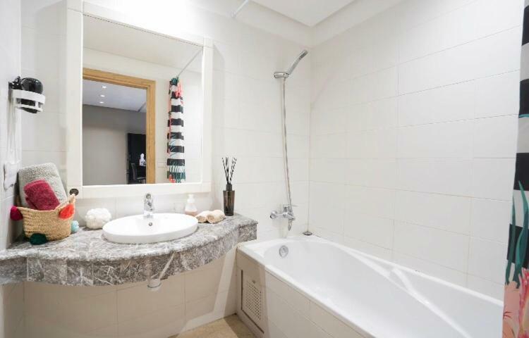Appartement Luxurious&Elegant flat à Casablanca Extérieur photo